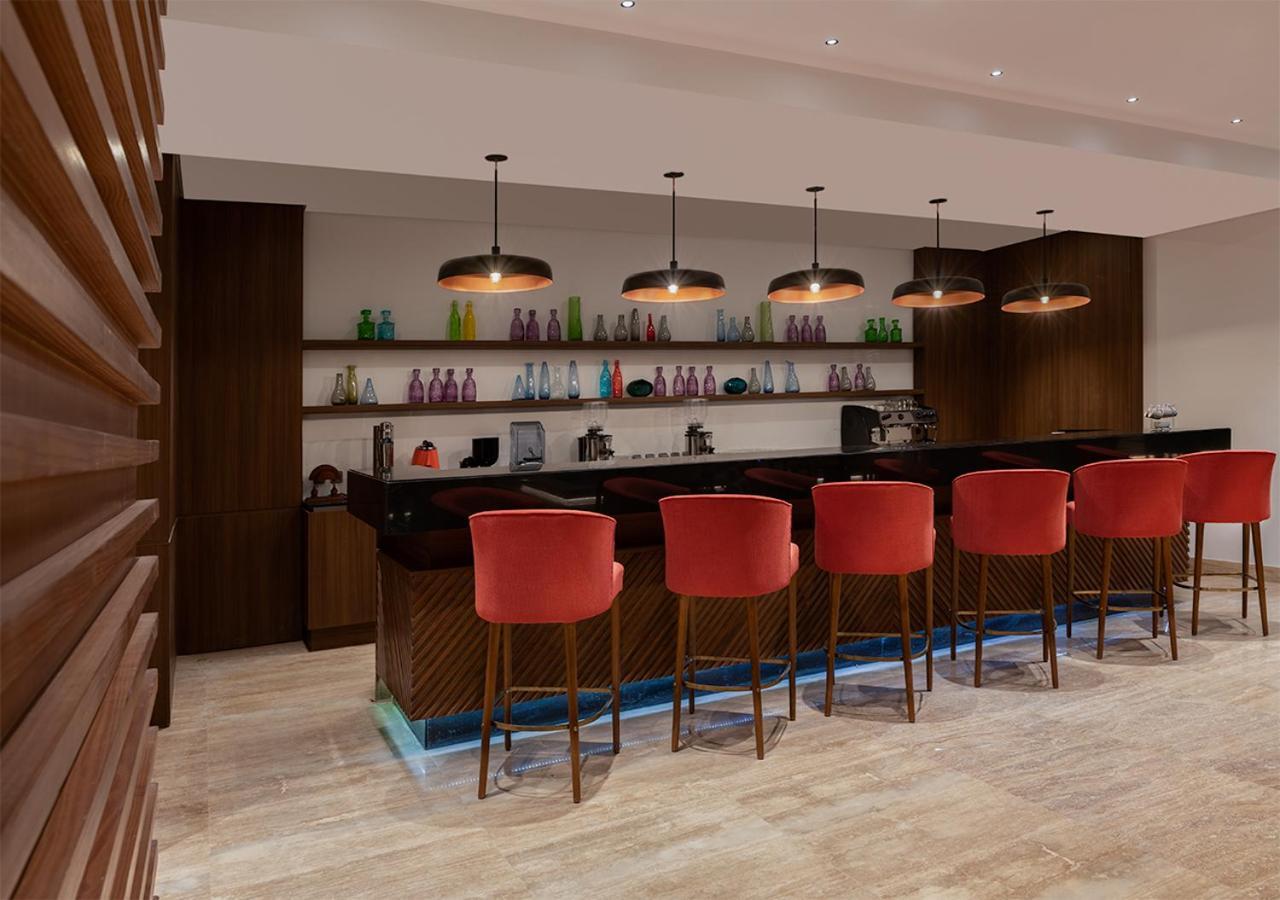 Crystal Inn Hotel - Alamein (Adults Only) Эль-Аламейн Экстерьер фото The bar at the lounge